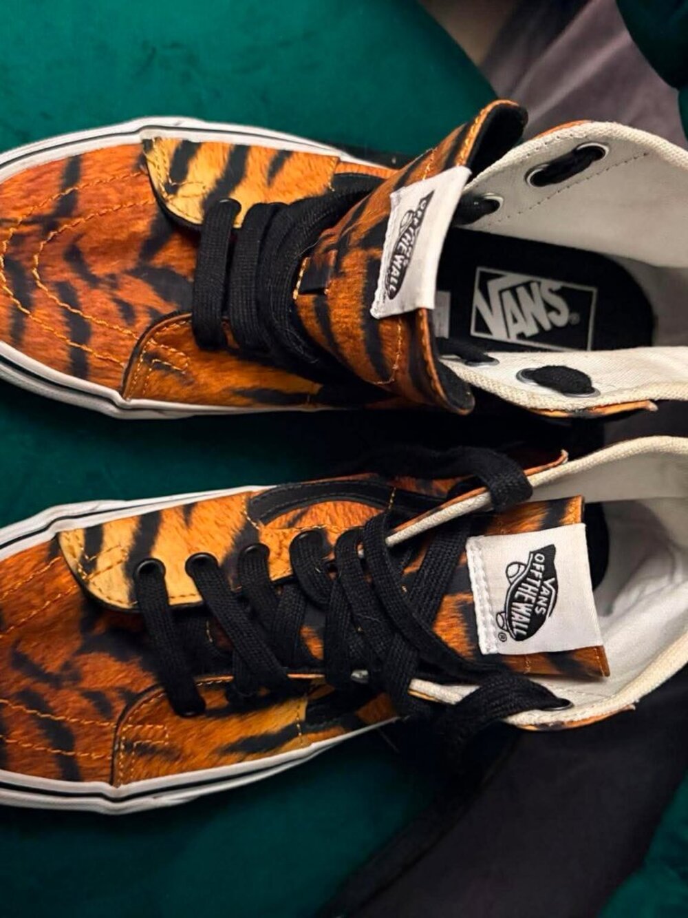 Vans Sk8-Hi Tapered Tiger Print High Top Sneakers | Men's 7 Women's 8.5 - Picture 2 of 6